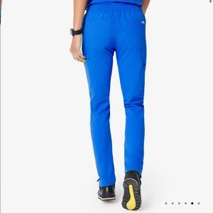 Yola Skinny Scrub Pants - Small / Petite